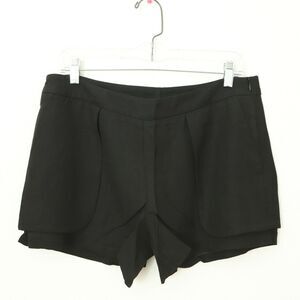 Line & Dot Shorts Skirt Skort Size M Side Zip Flat Front Black NEW Tag B18
